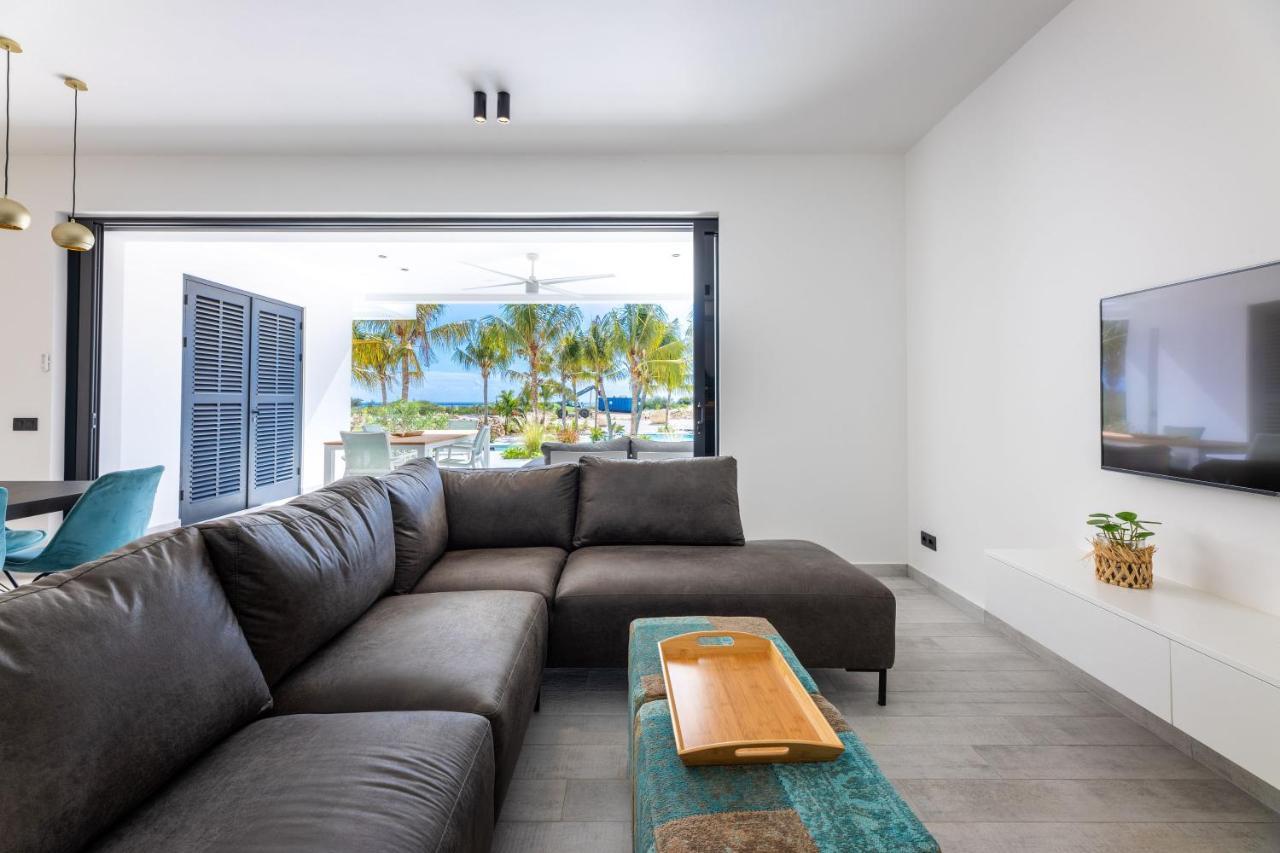 The Reef - Blue Bay Golf & Beach Resort Виллемстад Экстерьер фото