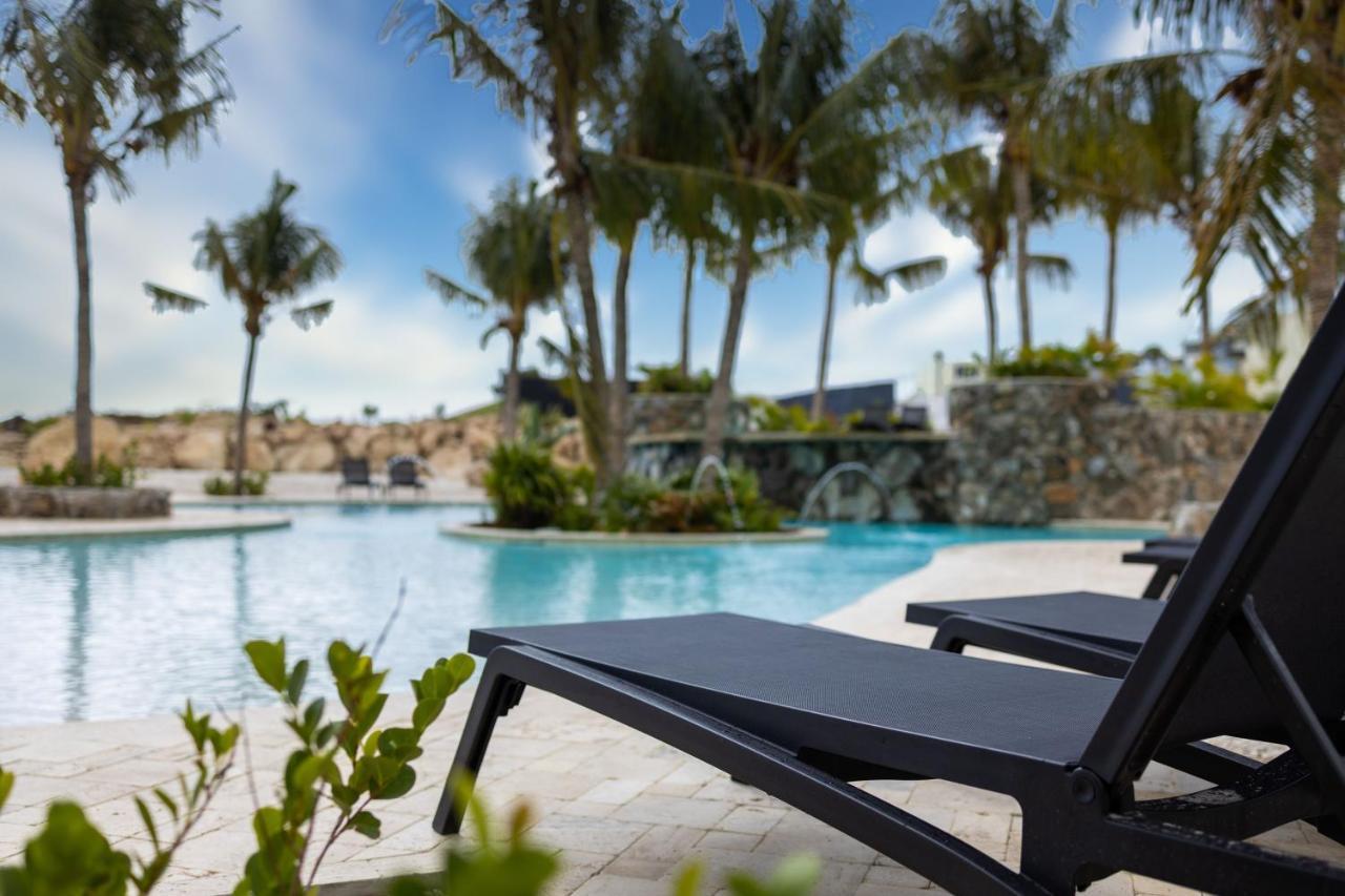 The Reef - Blue Bay Golf & Beach Resort Виллемстад Экстерьер фото