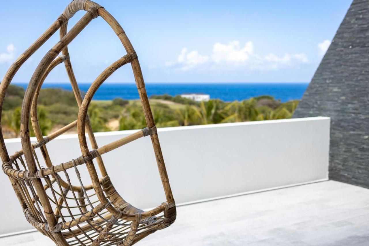 The Reef - Blue Bay Golf & Beach Resort Виллемстад Экстерьер фото
